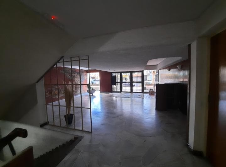 ALQUILAMOS Departamento 2 dormitorios, 2 baños. Zona Centro 4