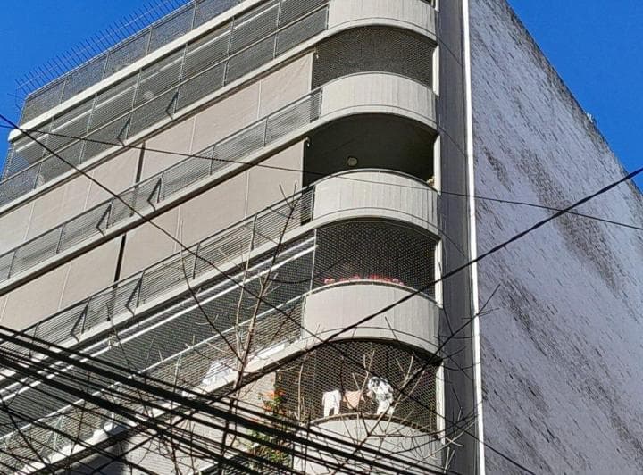 ALQUILER-PISO EXCLUSIVO-2 DORMITORIOS-VISTA RIO-COCHERA 3