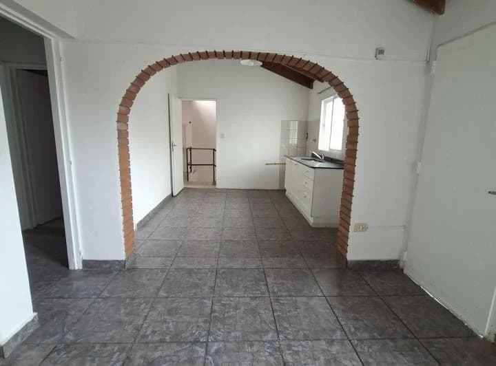 Alquiler Casa 2 dormitorios - Patio - Ingreso vehicular - Islas Malvinas 1886 - Neuquén Capital 4