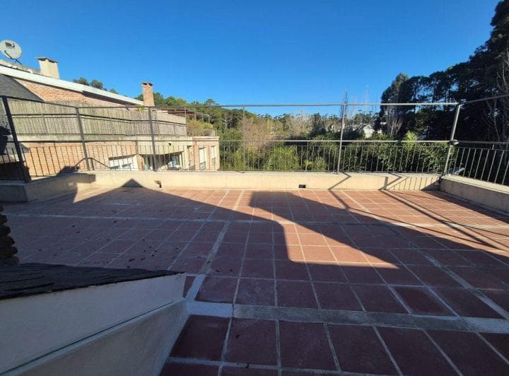 ALQUILER HARAS DEL LAGO PENTHOUSE 2 DORM Y COCHERA 4