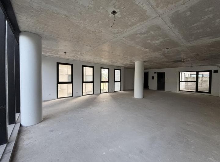 Oficina en Venta y Alquiler a Estrenar con balcon- Amenities- Seg- Belgrano 5