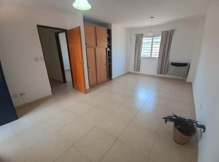 ALQUILER DEPARTAMENTO DOS DORMITORIOS CON COCHERA       B PUEYRREDON 5