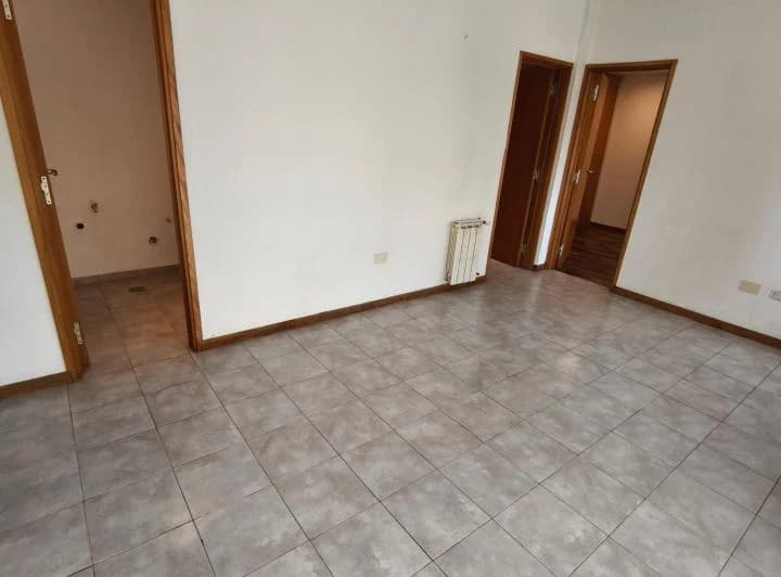 Alquiler depto 1 dorm frente - 4 esq. 39 - La Plata 3