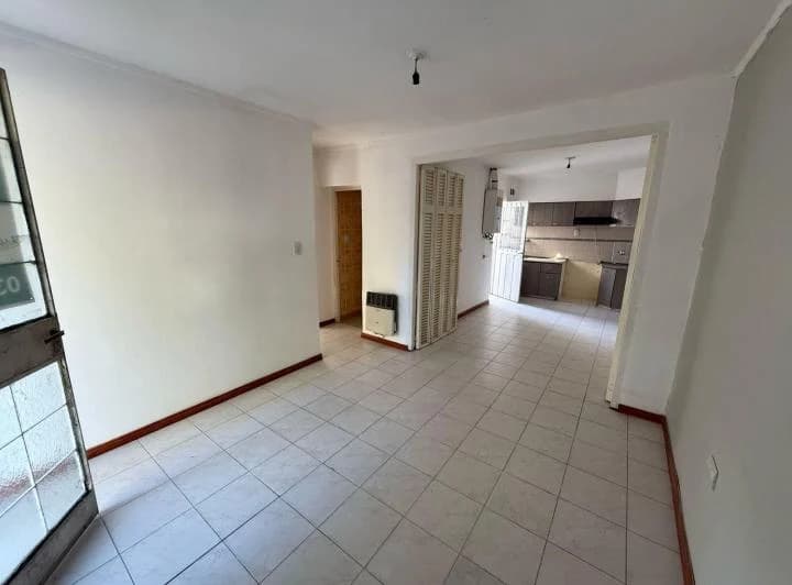 Venta - Casa al frente en barrio roma - Santa Fe 1