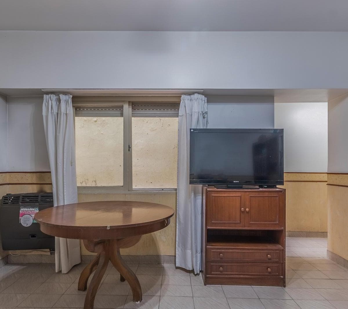 PH a La Venta de 3 Ambientes en Santos Lugares con Patio Cubierto, Terraza y Quincho 4