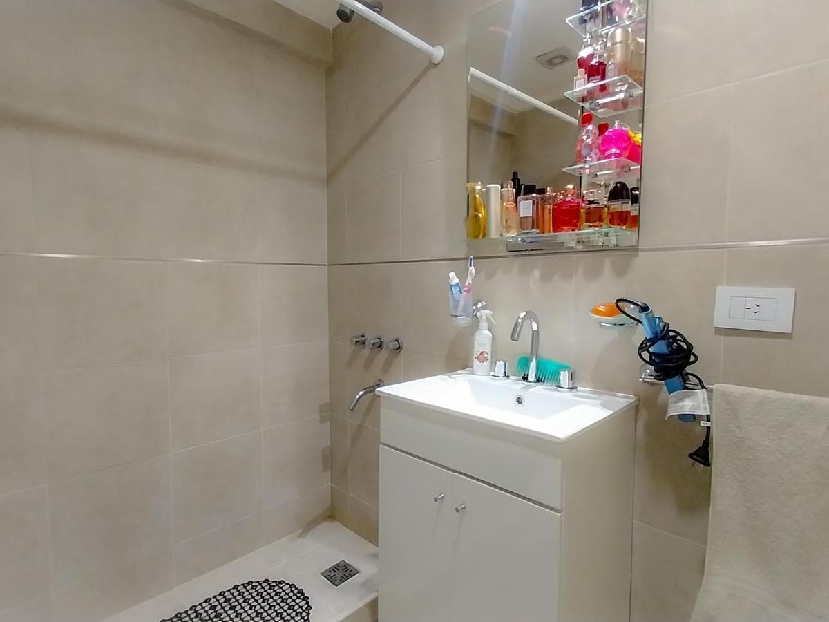 Departamento en Venta - Santos Lugares 1