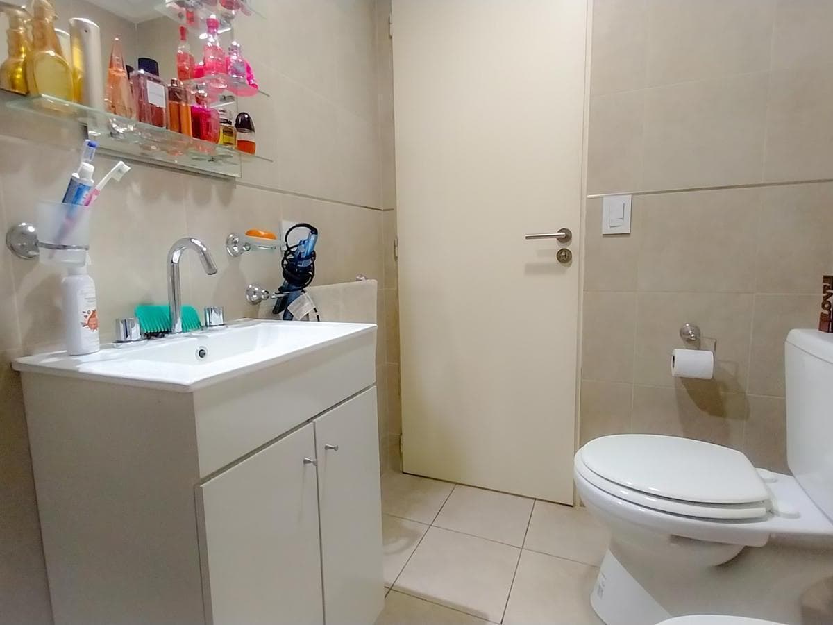 Departamento en Venta - Santos Lugares 4
