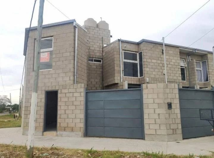 Alquiler Duplex 2 Dorm. c/cochera 1