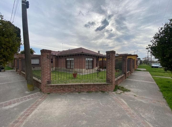 Casa / Chalet Av. 37 esq. 32 - Miramar 5