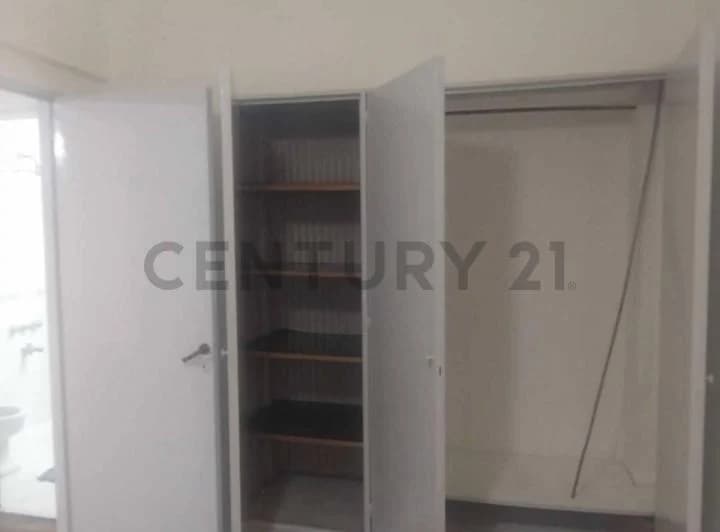 HERMOSO DEPARTAMENTO 2 AMBIENTES UBICADO EN AV RIVADAVIA 5500 CABALLITO EN ALQUILER TEMPORAL. 2