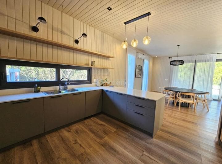 Diseño Moderno y confort en Barrio Privado Reserva Montoya 2