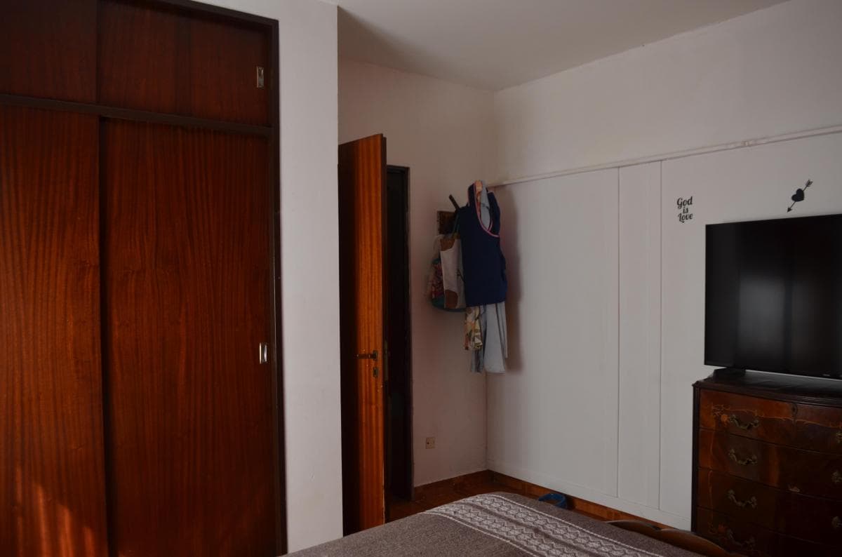 PH con Patio y Terraza en Venta en Santos Lugares 2