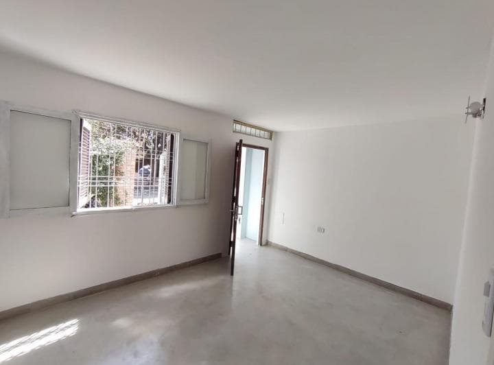 ALQUILER DE CASA 2D AARON CASTELLANOS 2545  B MATIENZO  CORDOBA 4