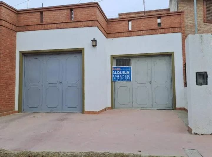 TEJAS DEL SUR 1 DORMITORIO CON GARAGE Y TERRAZA. $450.000.- 3