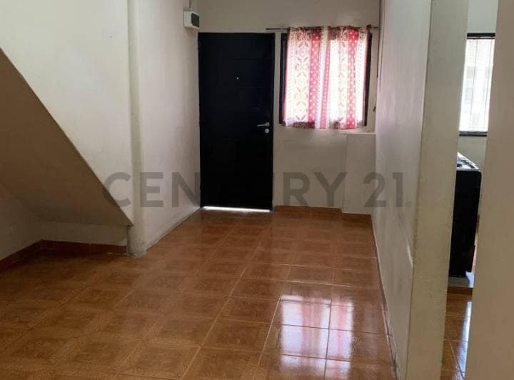 ALQUILER TIPO PH DOS AMBIENTES SARANDI 3