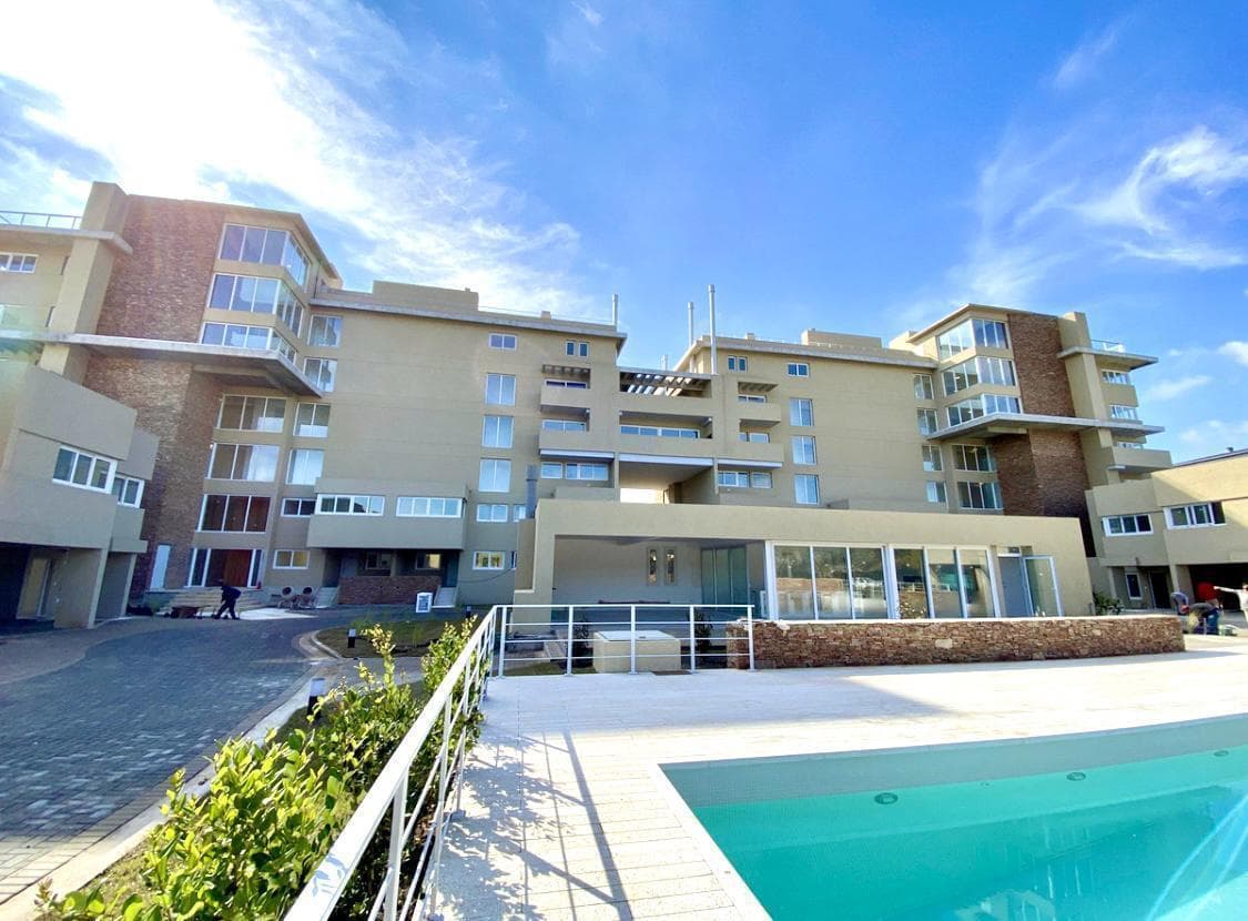 Departamento en Jardines del Palmar 2