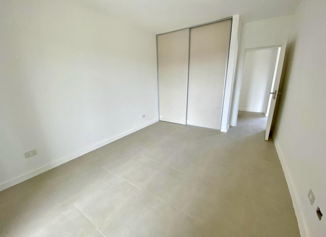 Departamento en Jardines del Palmar 3