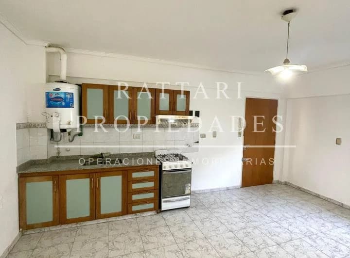 Alquiler Departamento de Dos ambientes en San Justo Centro 2