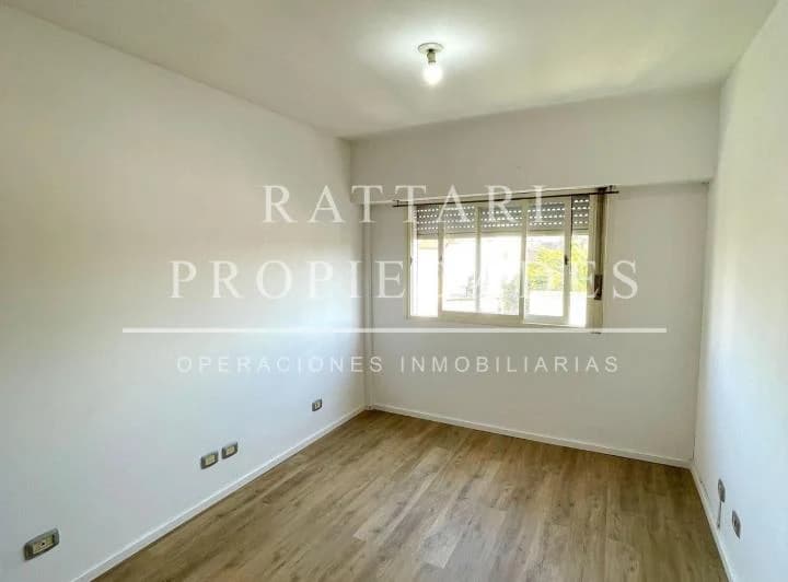 Alquiler Departamento de Dos ambientes en San Justo Centro 5