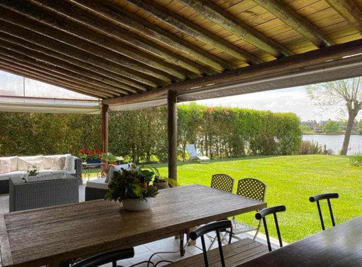 Casa en  alquiler TEMPORARIO en Talar del Lago II al AGUA 5