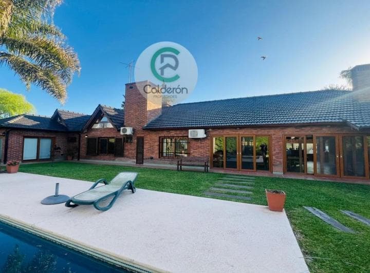 Casa en Alquiler Country Club Banco Provincia 3