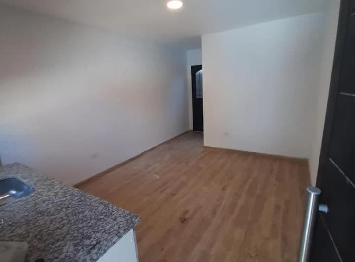 Alquiler monoambiente en Grand Bourg 5
