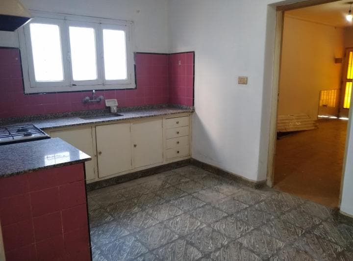 DUEÑO ALQUILA CASA EN CALLE DERQUI 5