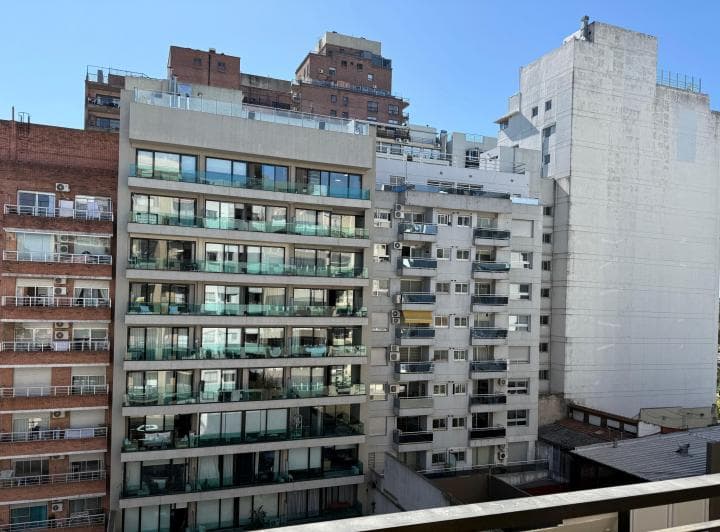 Monoambiente - Luminoso - Vista 1