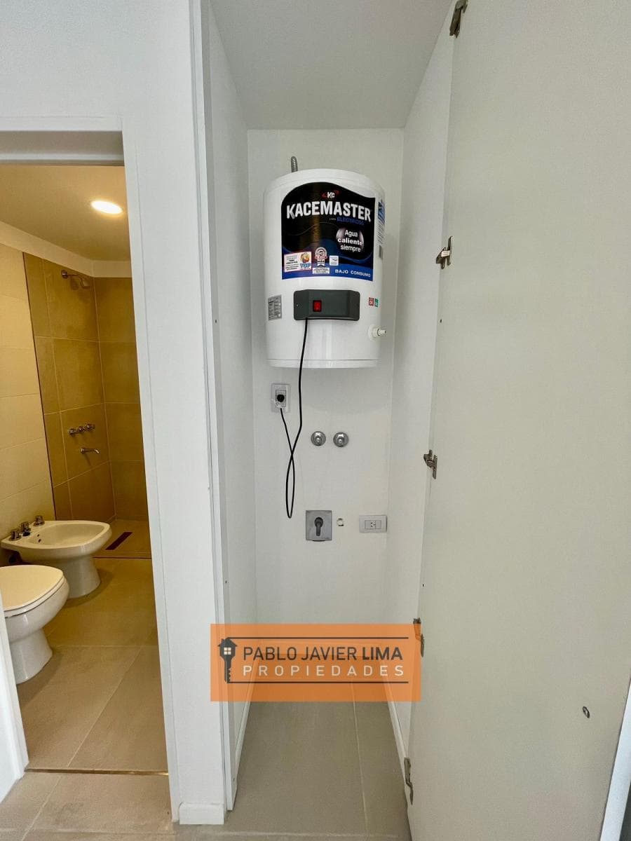 Venta de Departamento Mono Amb Dividido - Santos Lugares 1