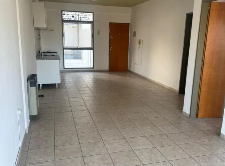 ALQUILER DPTO UN DORM CON COCHERA 3