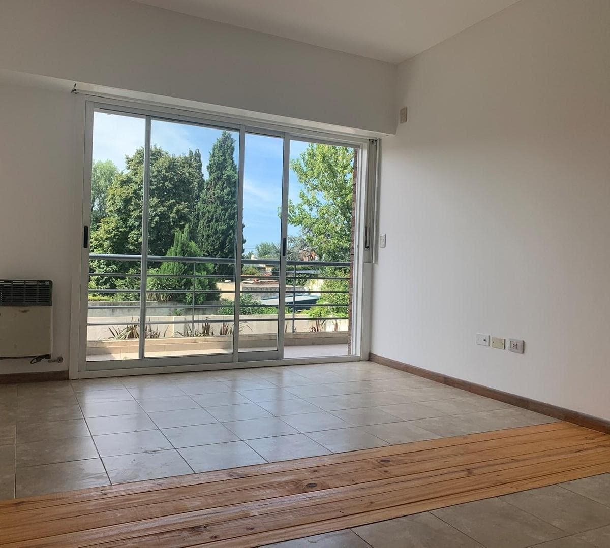 Departamento en Venta en Tigre, G. B. a. Zona Norte, Argentina 2