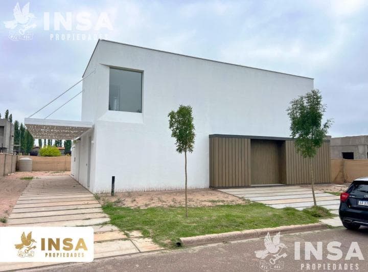Casa en  BARRIO PRIVADO LA TOSCANA 3