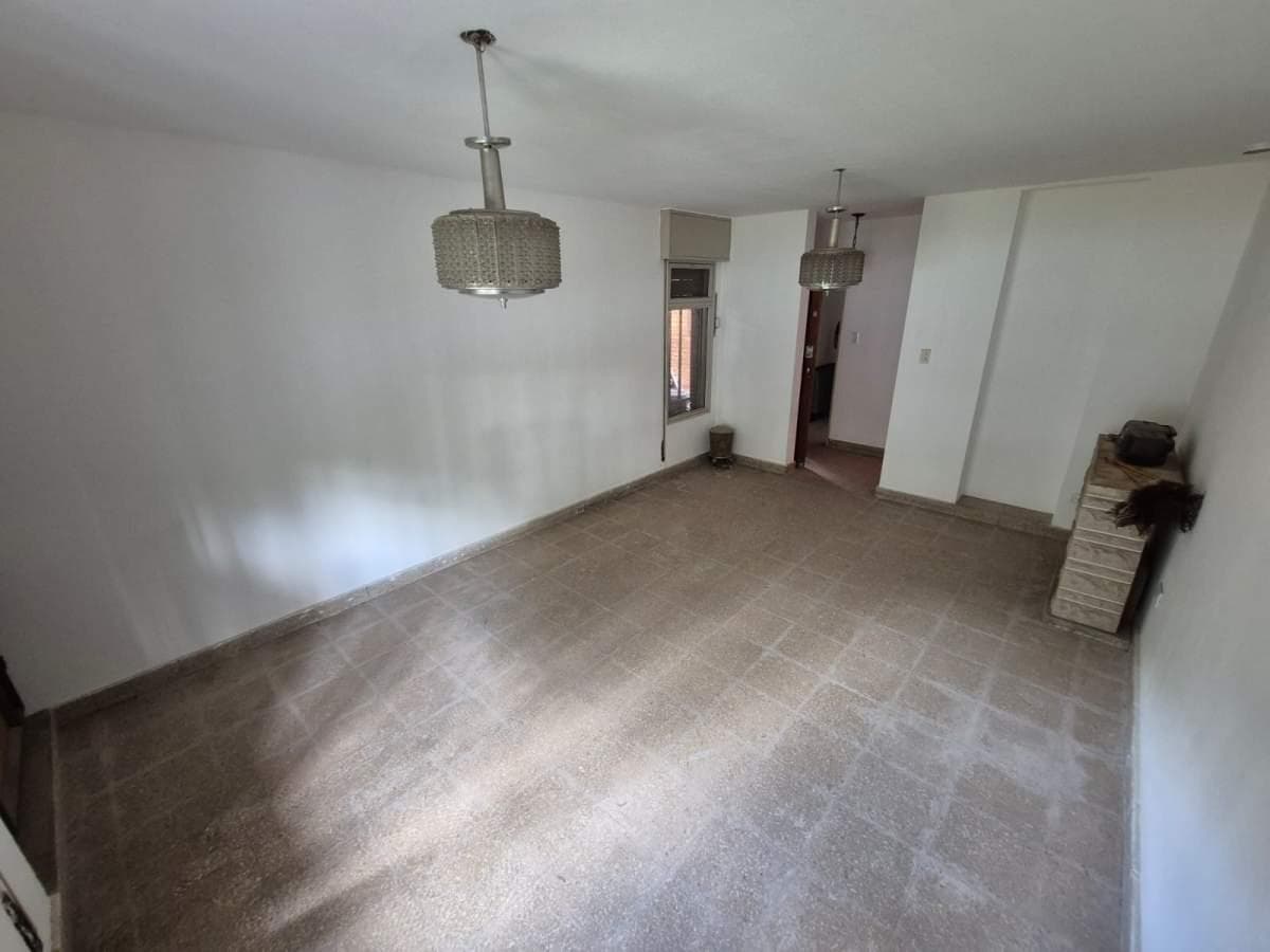 Casa en Venta Damian Garat 3025, Poeta Lugones, Córdoba, Argentina 4 Dorm. 2