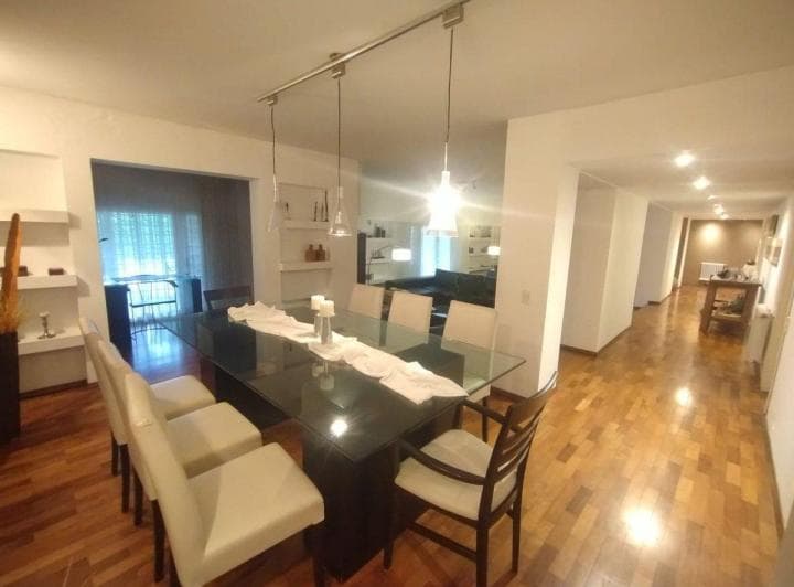 EN VENTA HERMOSA CASA CERRO DE LAS ROSAS 2 DORMIT 2