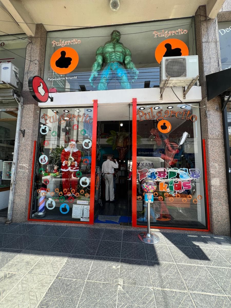 Excelente Local Comercial, Av Rodriguez Peña y Av La Plata Acepta Permuta 1