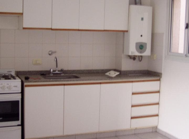 Departamento 1 dormitorio Externo con cochera. Bv Los Andes 655.  2
