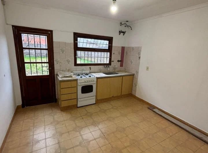 CASA 3 AMB CON PARQUE Y GGE GABOTO AL 7600 1