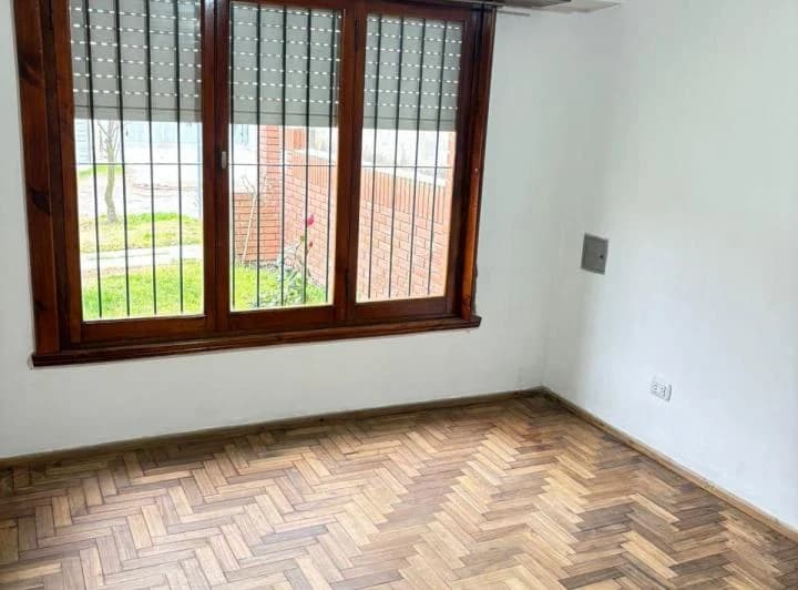 CASA 3 AMB CON PARQUE Y GGE GABOTO AL 7600 2