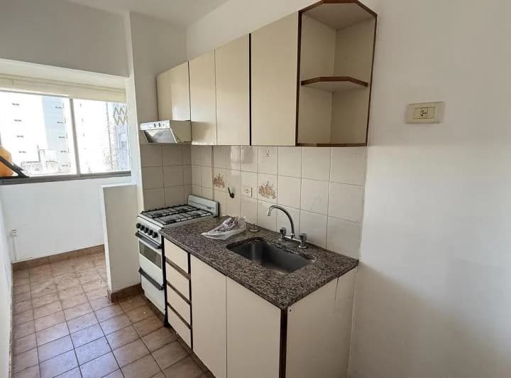 Departamento de 1 dormitorio, en alquiler. La Plata 4