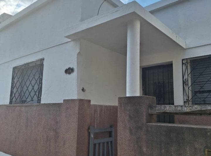 Alquiler Casa Dos Dormitorios Villa Páez 1