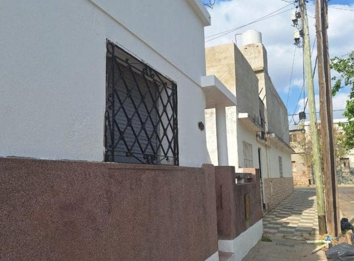 Alquiler Casa Dos Dormitorios Villa Páez 5
