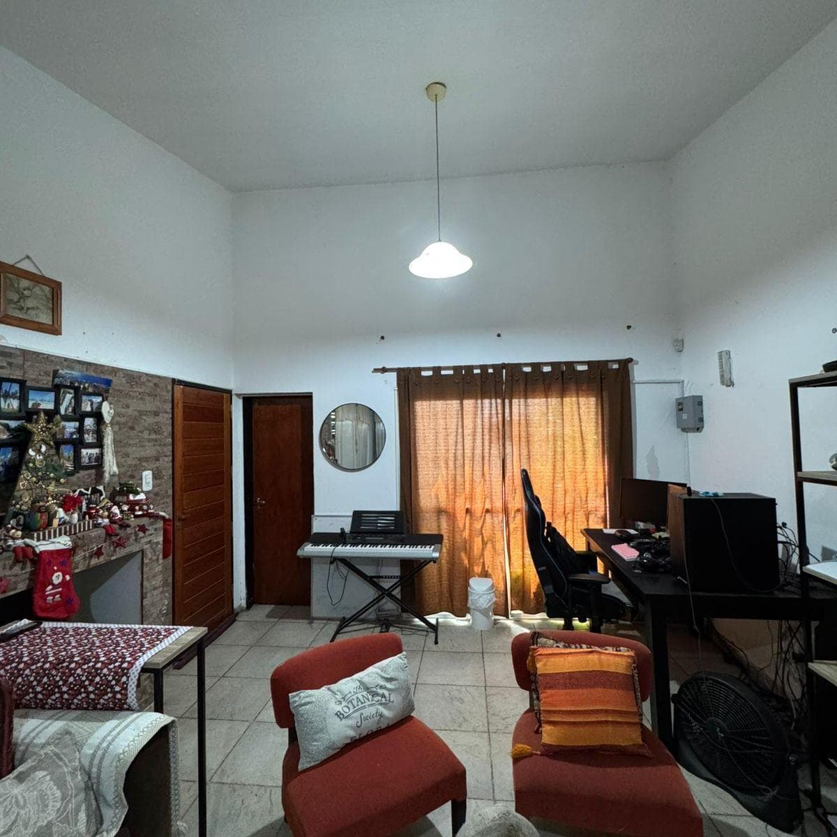 Casa Más Departamento Excelente Ubicación Marques de Sobremonte 4