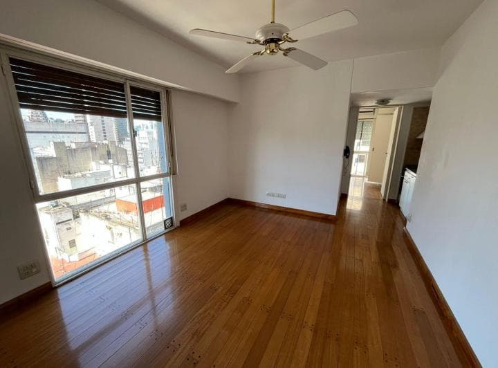 Departamento 2 ambientes en Alquiler con cochera 3