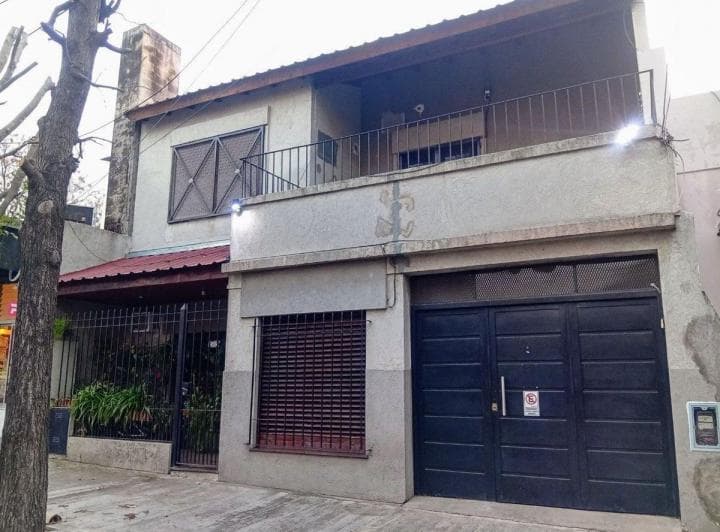 ALQUILER CASA TIPO DEPTO 3 AMBIENTES CON COCHERA 5
