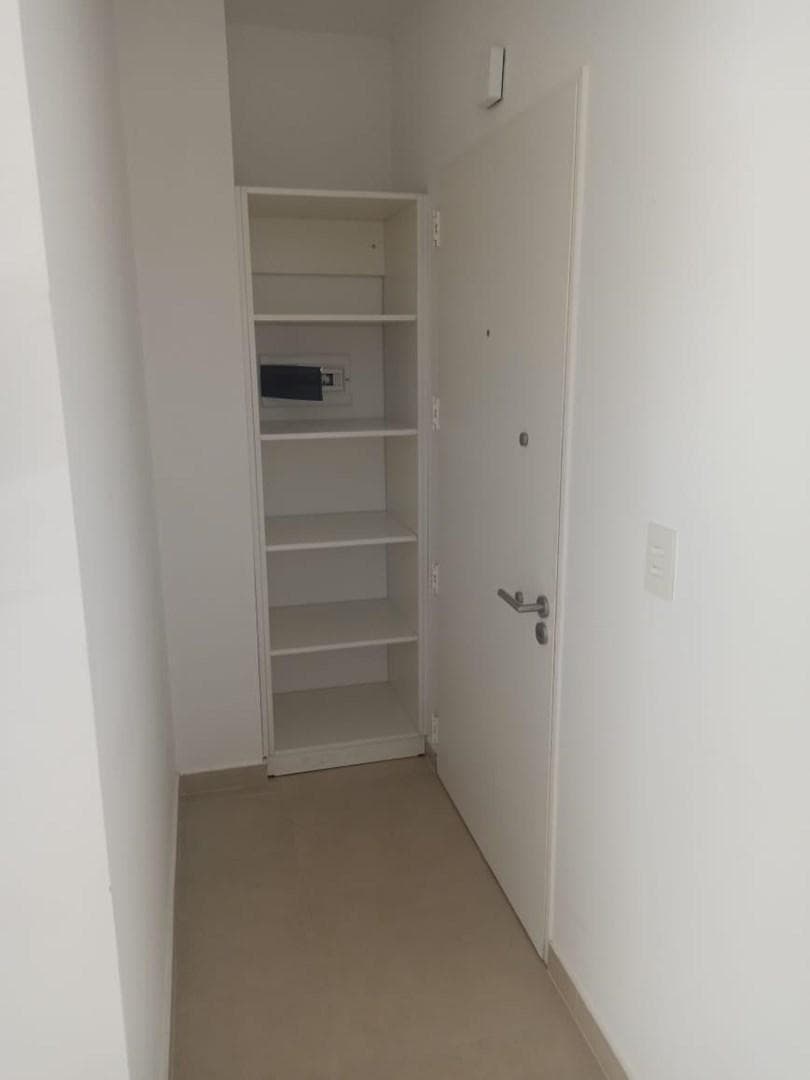 Departamento en Venta en Tigre, G. B. a. Zona Norte, Argentina 2