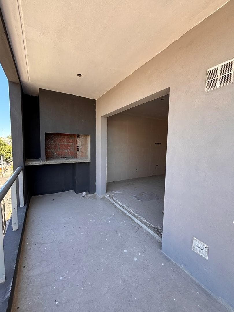 Departamento Tipo Dúplex 3 Ambientes con Balcon Terraza en Venta en Santos Lugares 2