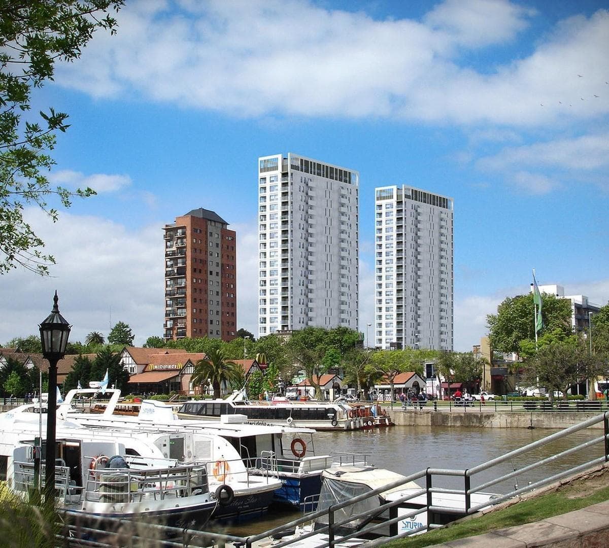 Departamento Monoambiente en Venta en Tigre, G. B. a. Zona Norte, Argentina 3