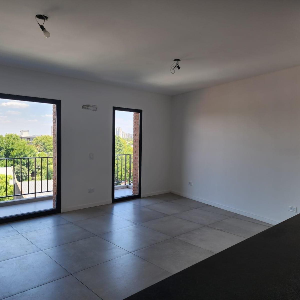 Venta de Departamento Monoambiente en I7 5e - Tigre 2