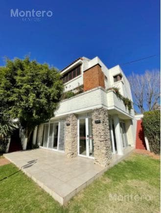 Casa - Hacoaj - Bungalow Reciclado a Nuevo - Venta /alquiler 3