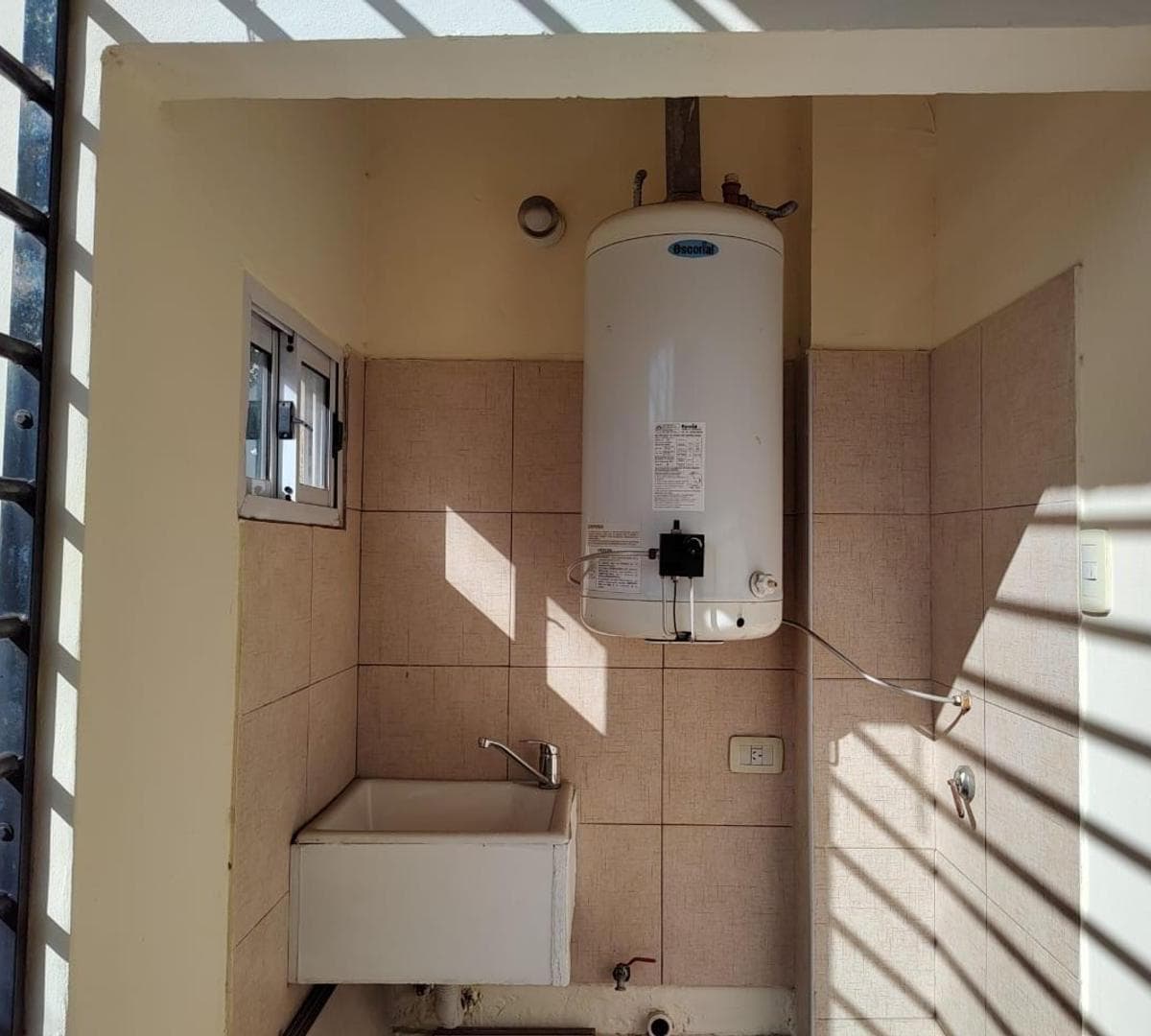 Impecable Departamento 2 Ambientes Fte, Balcón y Lavadero 2